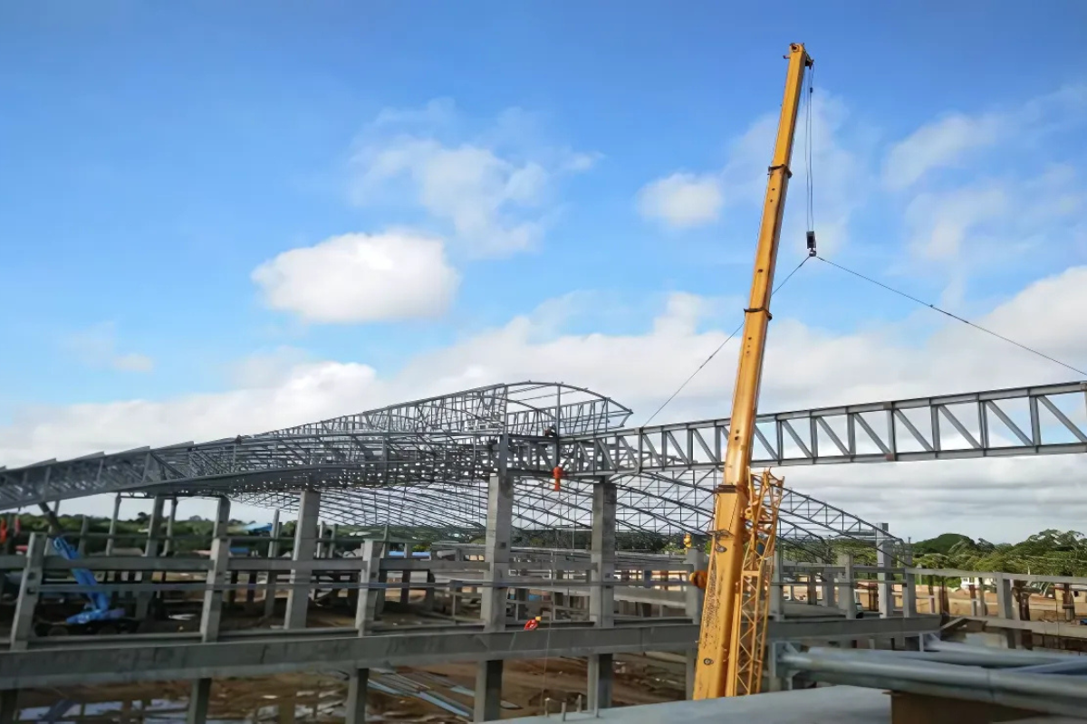 eac-mandalay-crane-steel-truss-installation